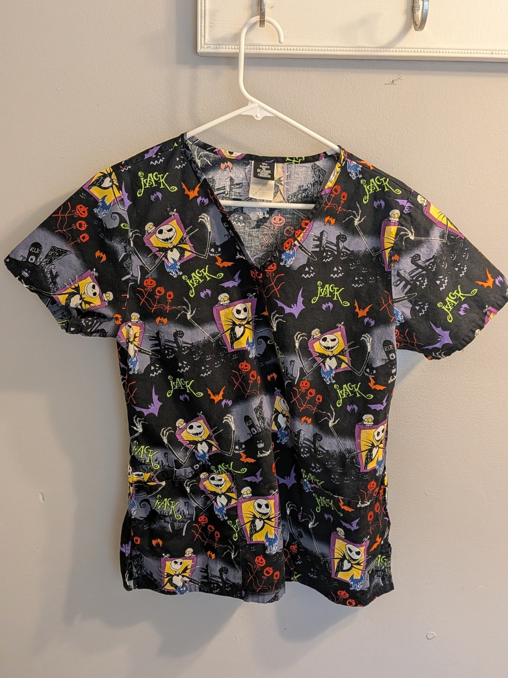Disney The Nightmare Before Christmas Scrub Tops Bundle Small Jack Skellington - Picture 4 of 7